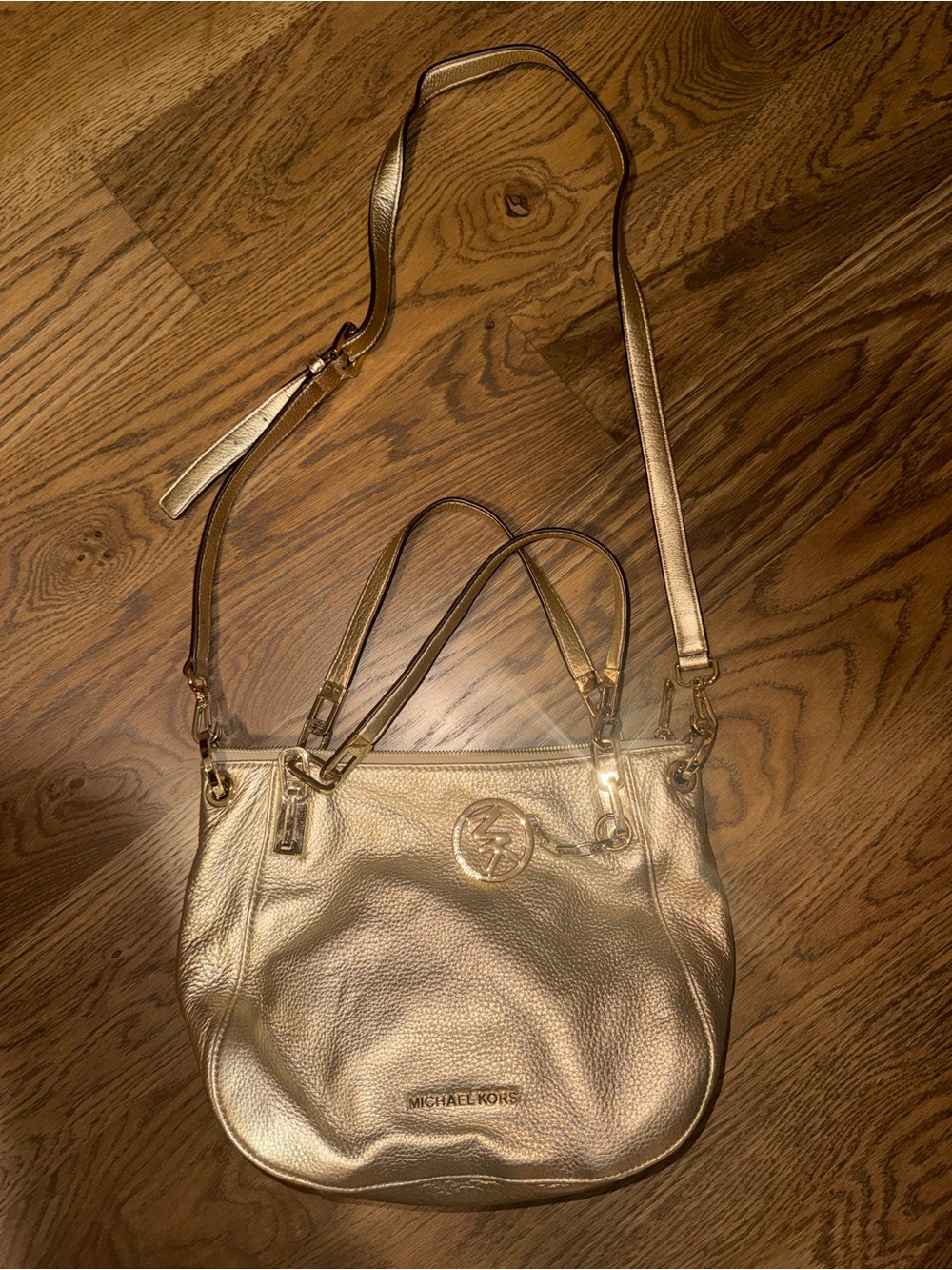 Michael Kors Fulton Large Hobo Shoulder Bag Gold